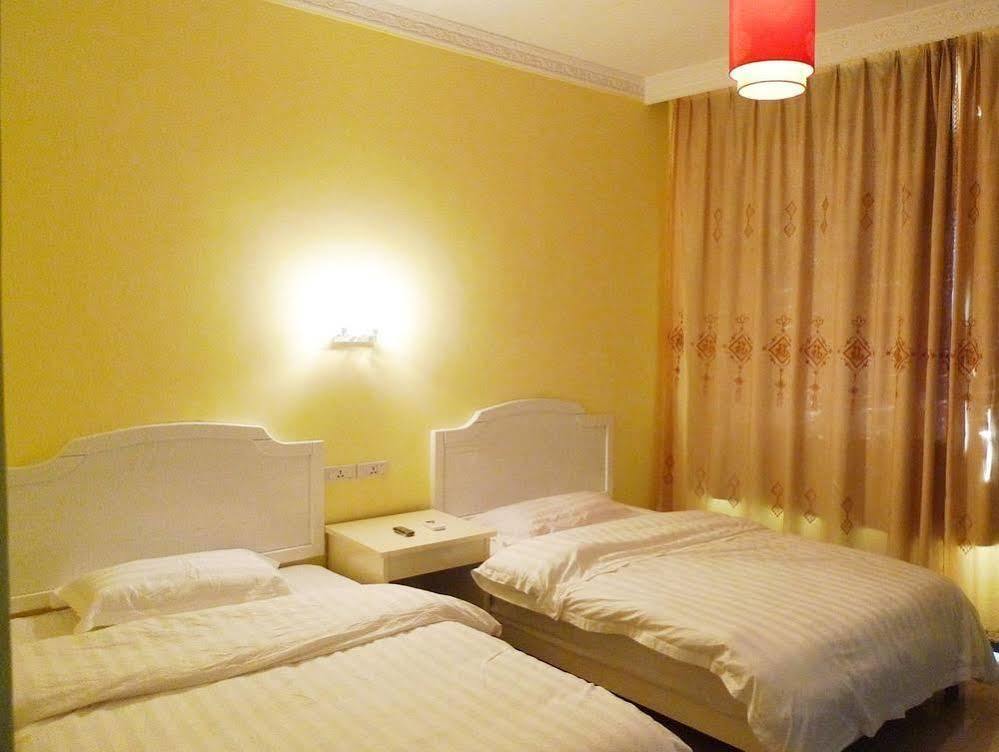 Yangshuo Romantic Inn Exterior photo