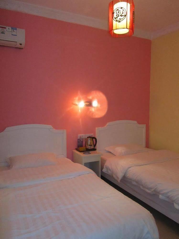 Yangshuo Romantic Inn Exterior photo