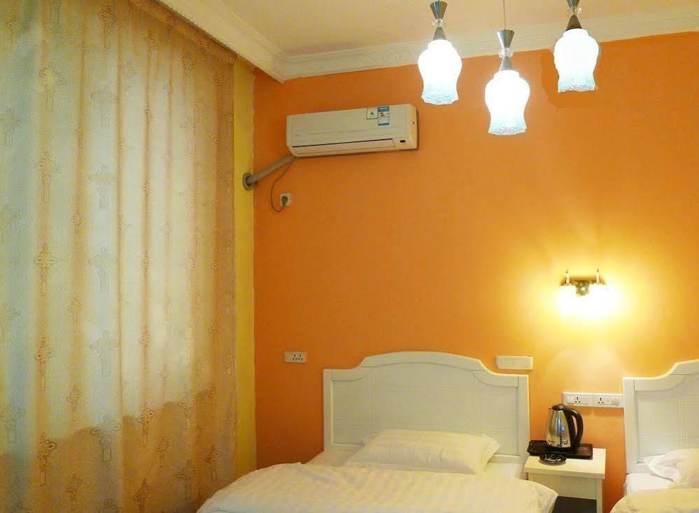 Yangshuo Romantic Inn Exterior photo